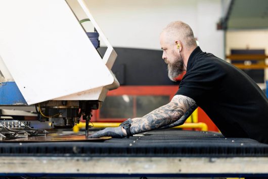 C0897_080e Trumatic 3000R