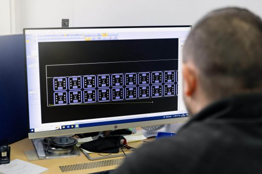 C0897_176e Designers UK